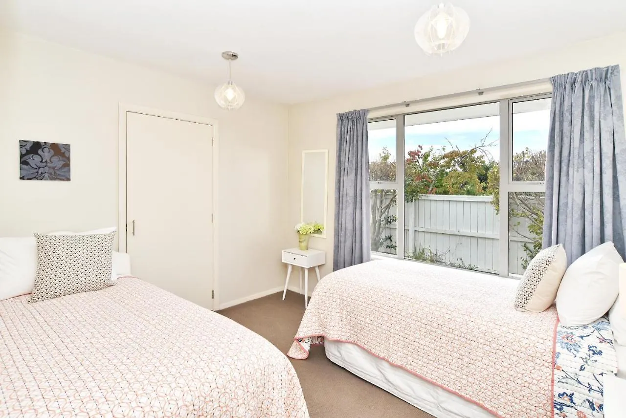 Longmuir - Christchurch Holiday Homes