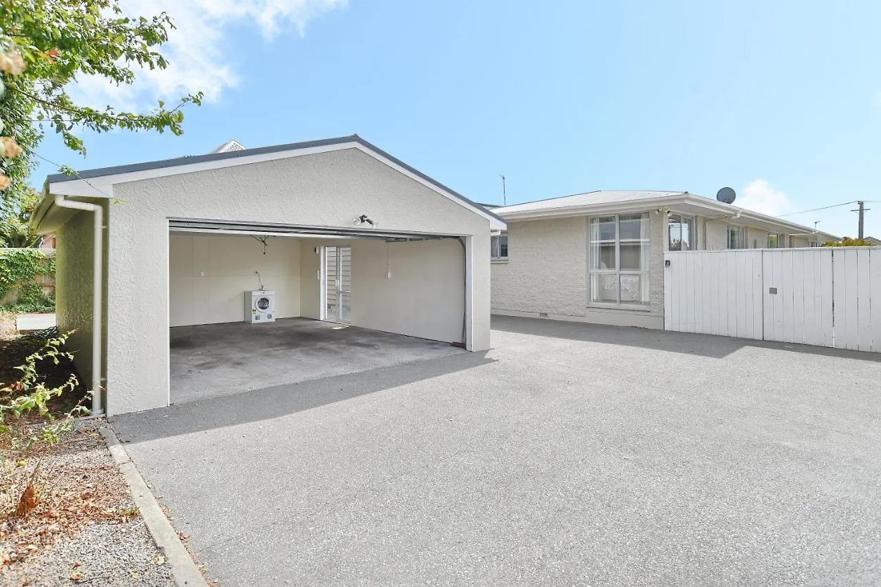Longmuir - Christchurch Holiday Homes