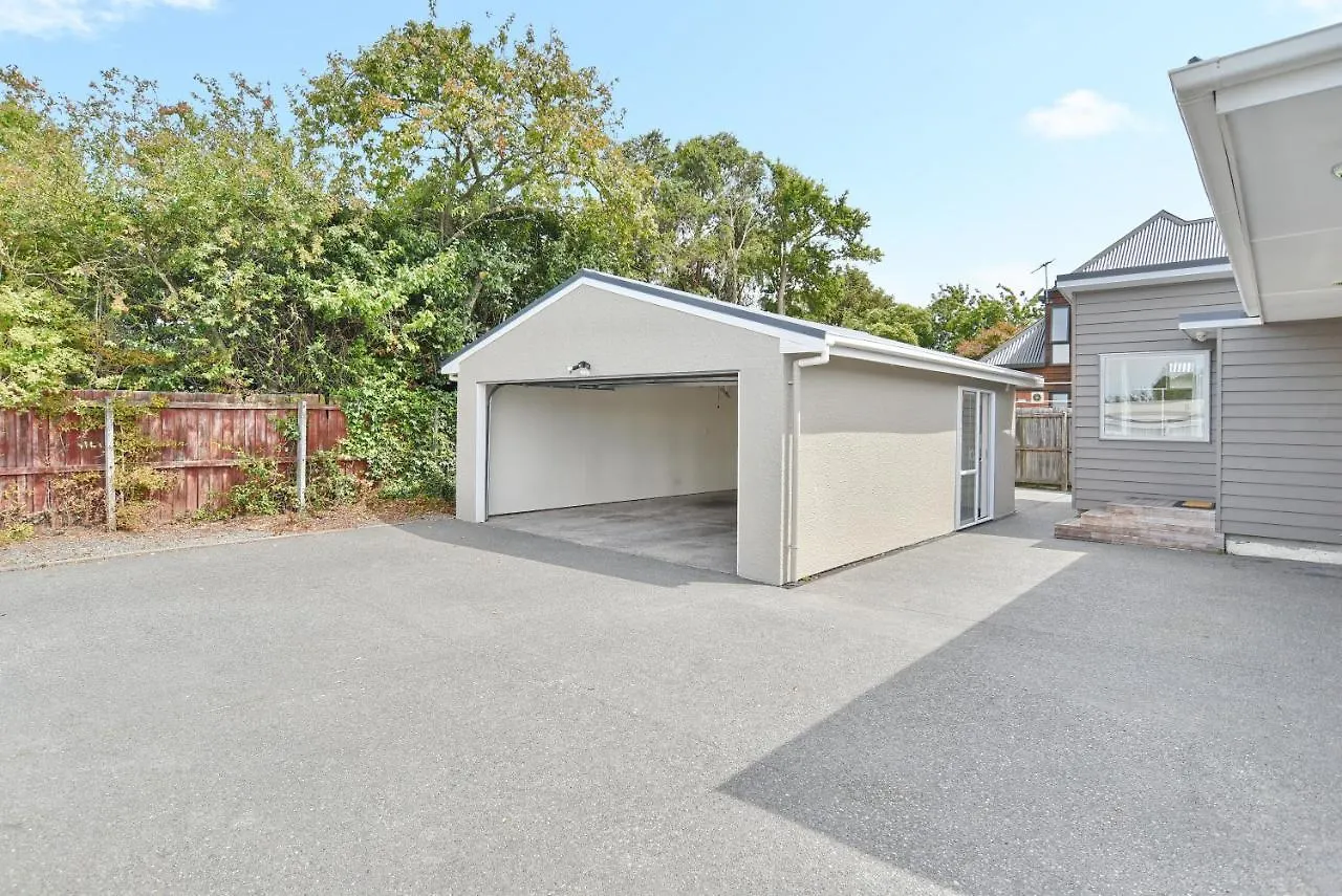 Longmuir - Christchurch Holiday Homes